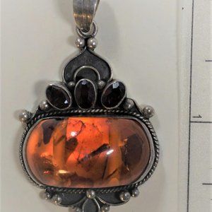 Vintage Sterling Silver Amber and  3 Oval Garnets